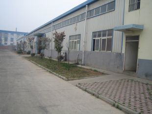 鋼結(jié)構(gòu)工程施工時要做好運(yùn)輸、堆放和檢查驗收